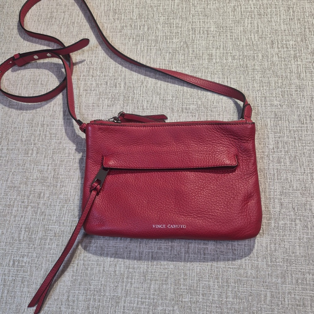 Vince Camuto pebbled Red leather, crossbody, purse handbag, zippers.
